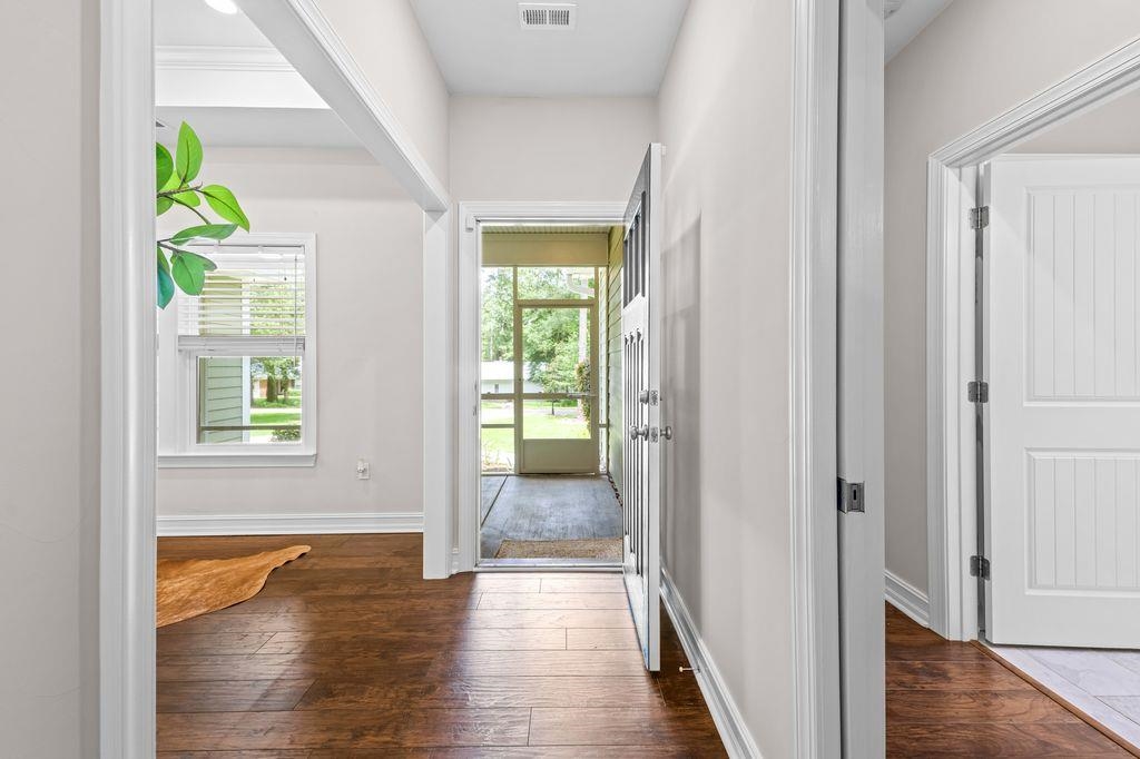 3493 Cedarwood Trail