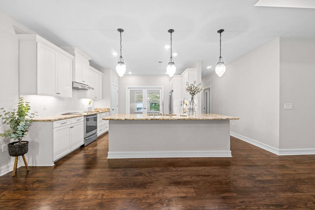 3493 Cedarwood Trail