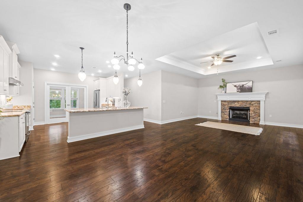 3493 Cedarwood Trail