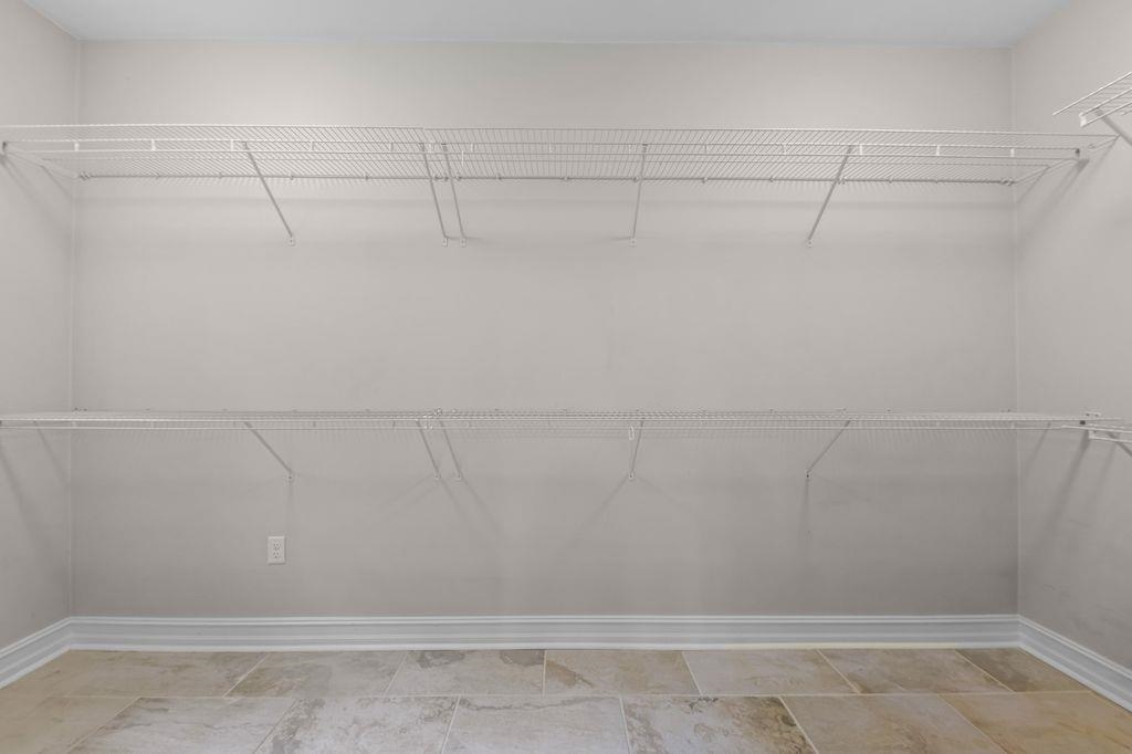 3493 Cedarwood Trail