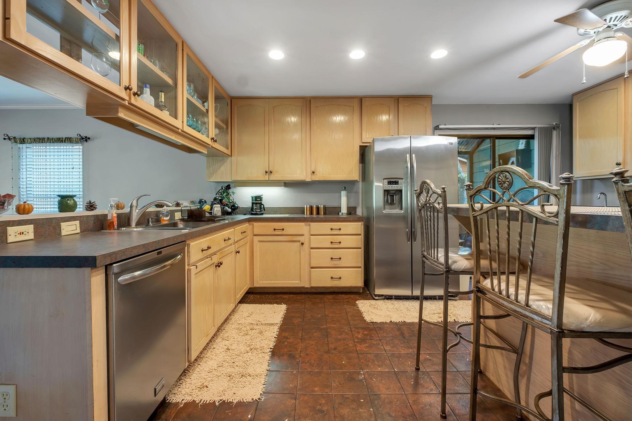 1718 Brookside Boulevard