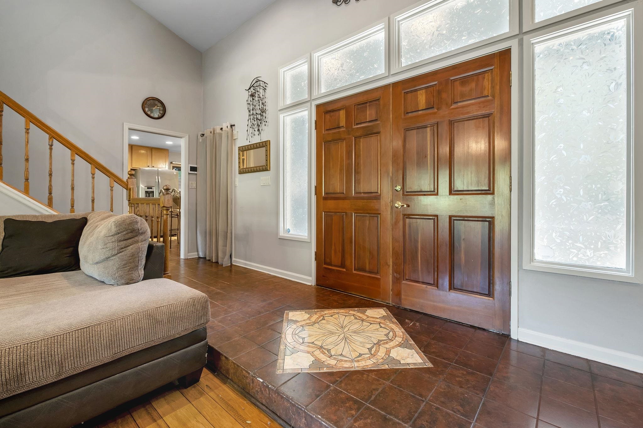 1718 Brookside Boulevard