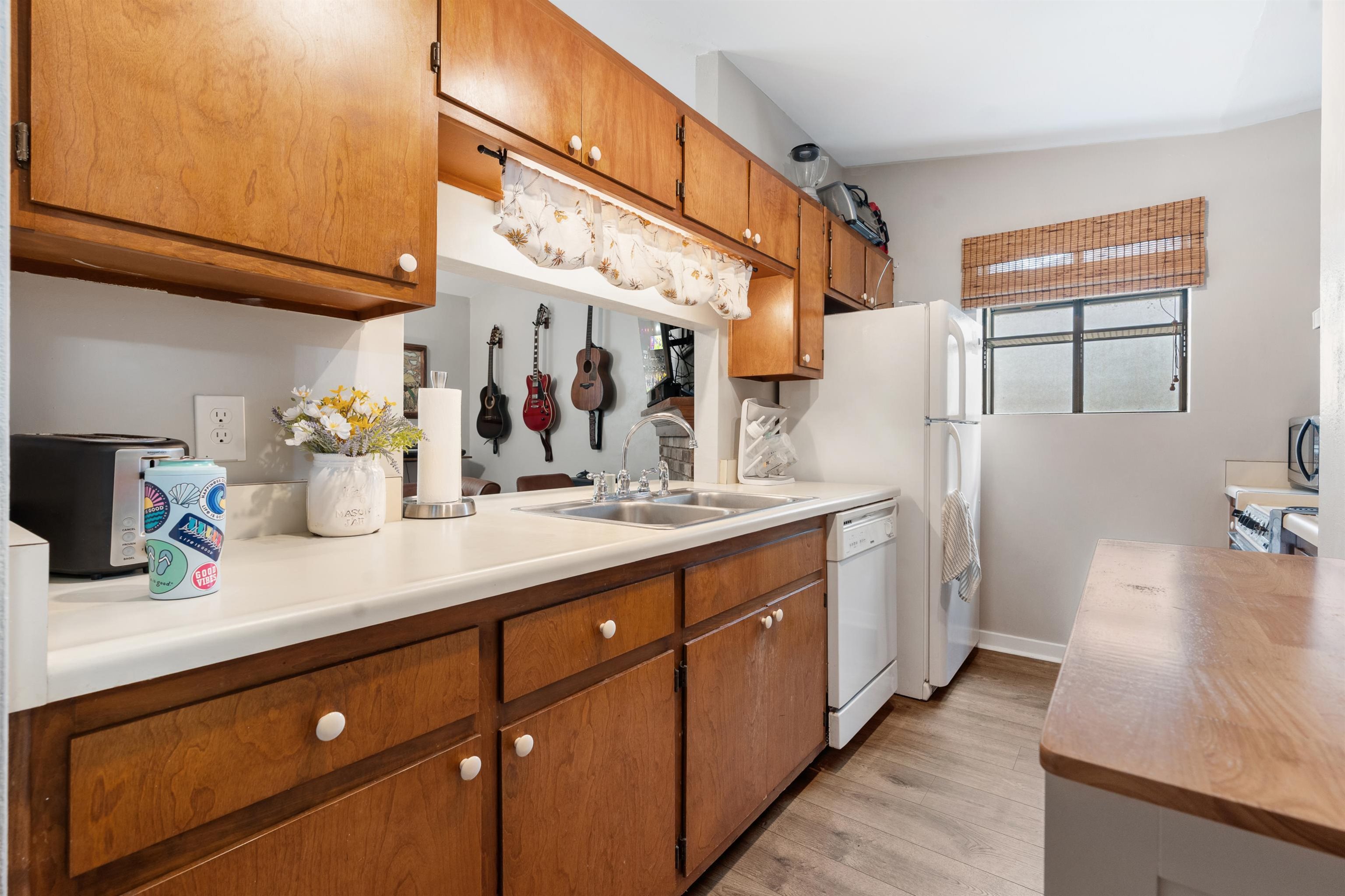 273 E Whetherbine Way Unit: A