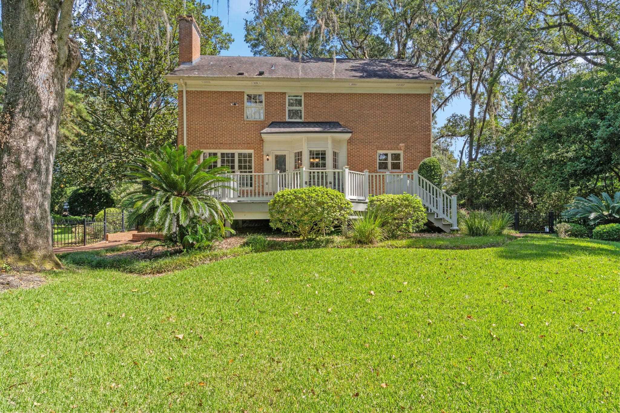 2215 Ellicott Drive