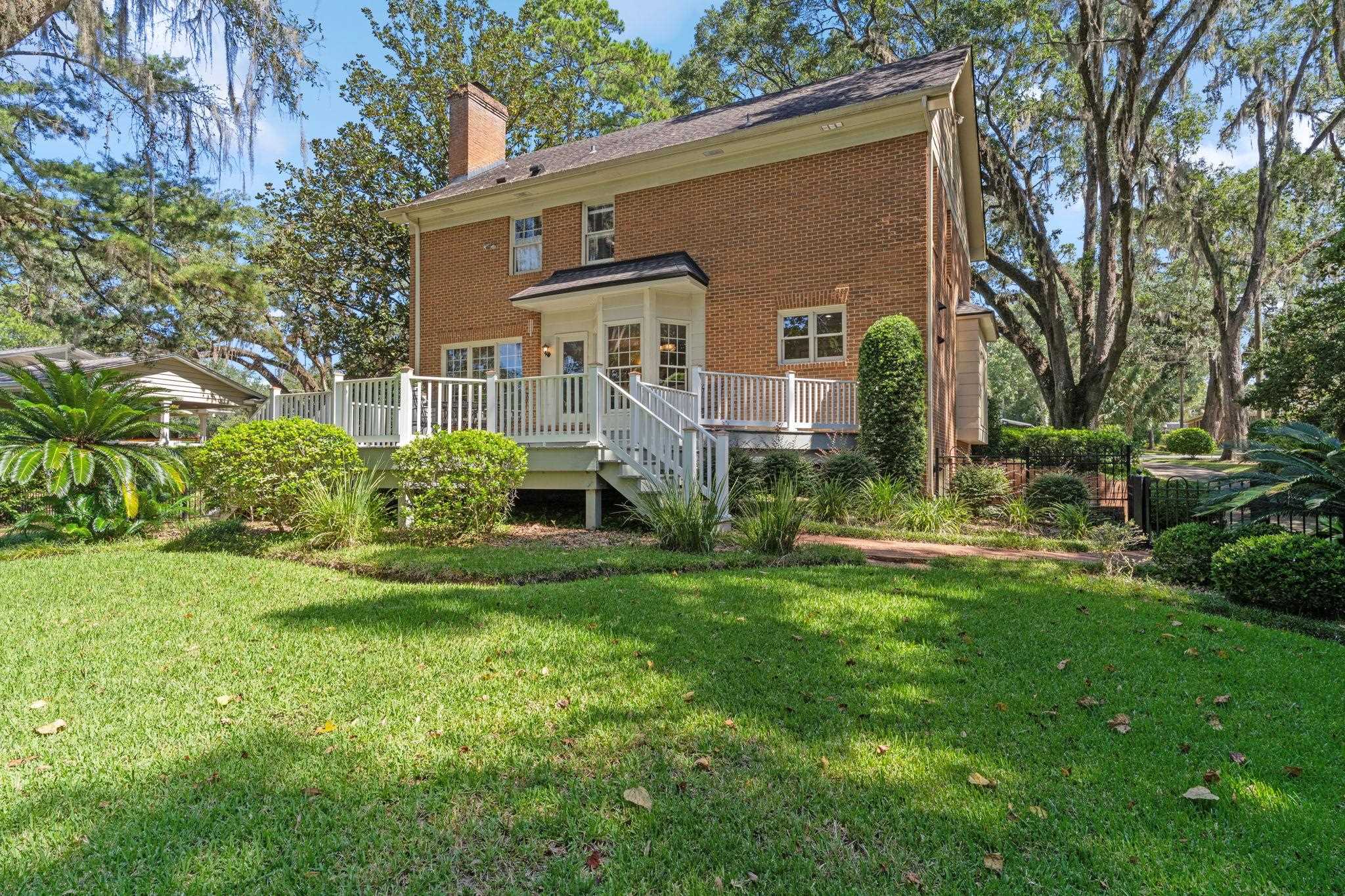 2215 Ellicott Drive