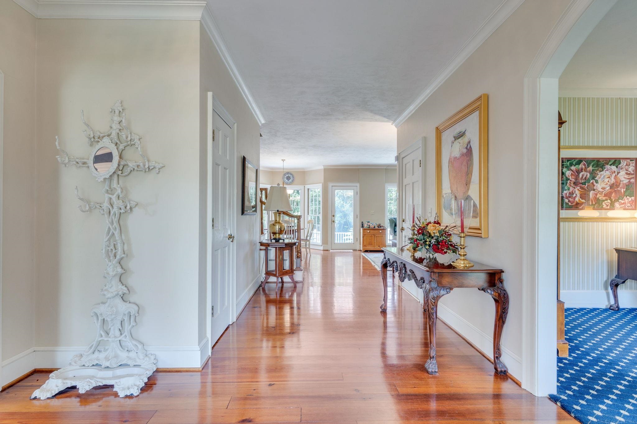 2215 Ellicott Drive