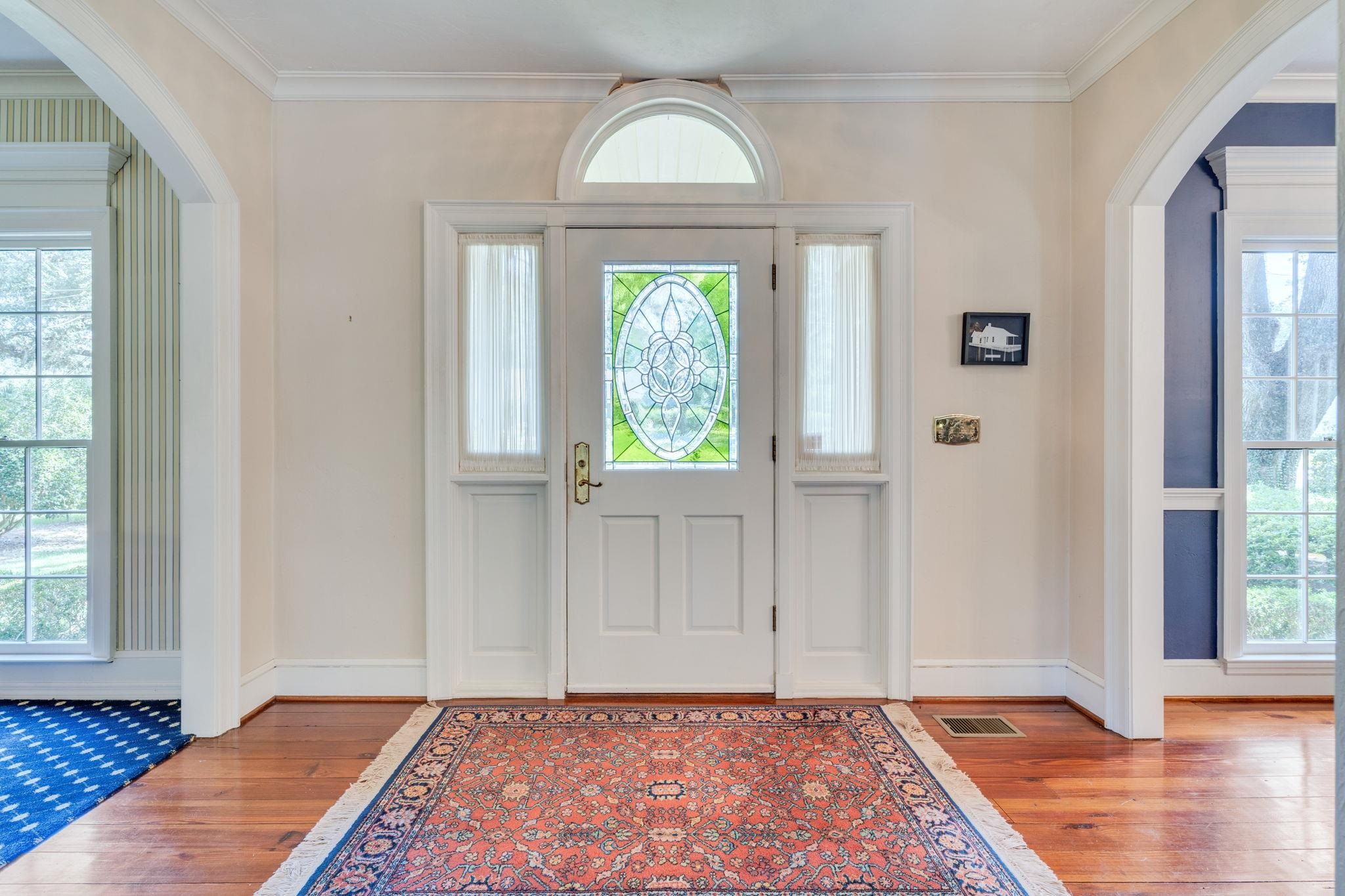 2215 Ellicott Drive