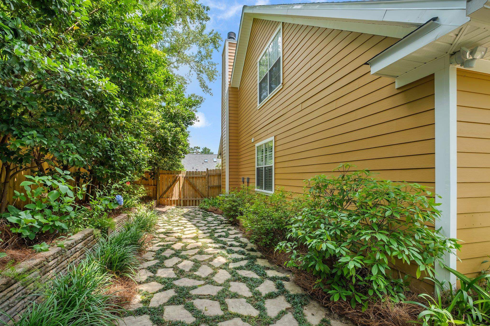 2031 Windsor Oaks Court