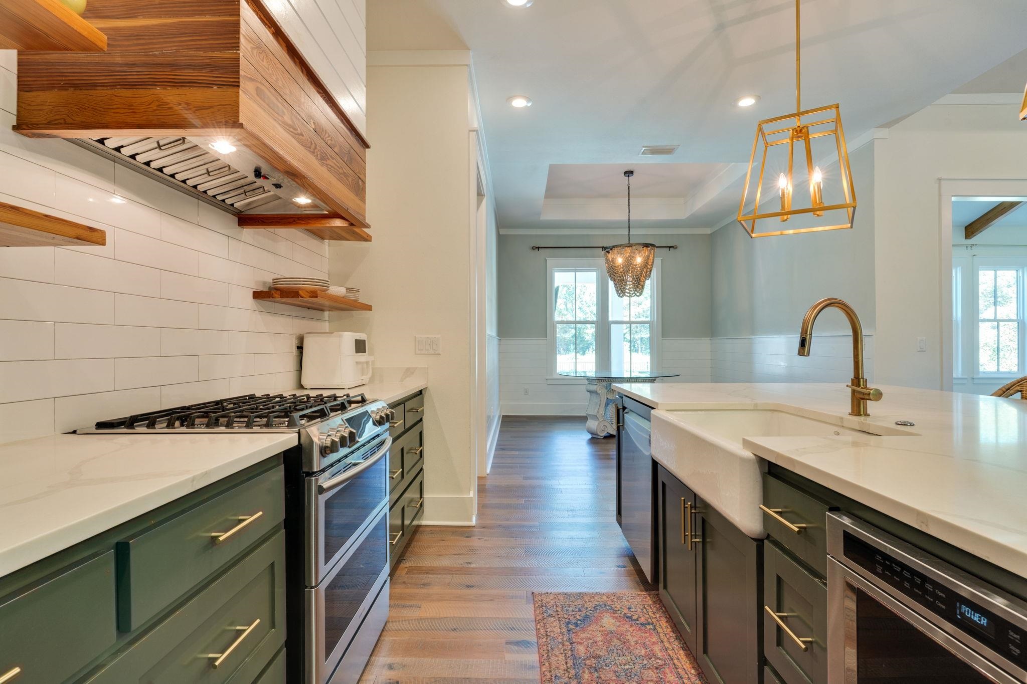 7845 Broomsage Place