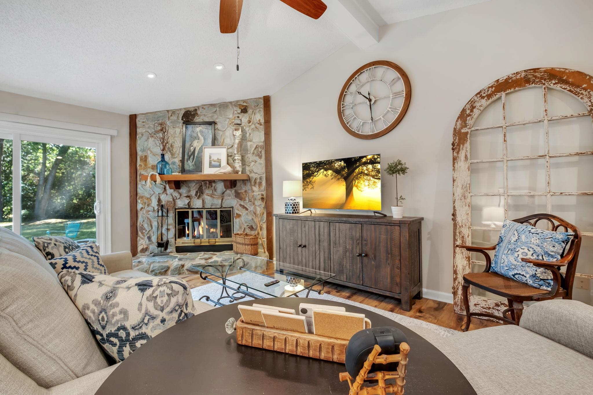 1253 Sedgefield Road