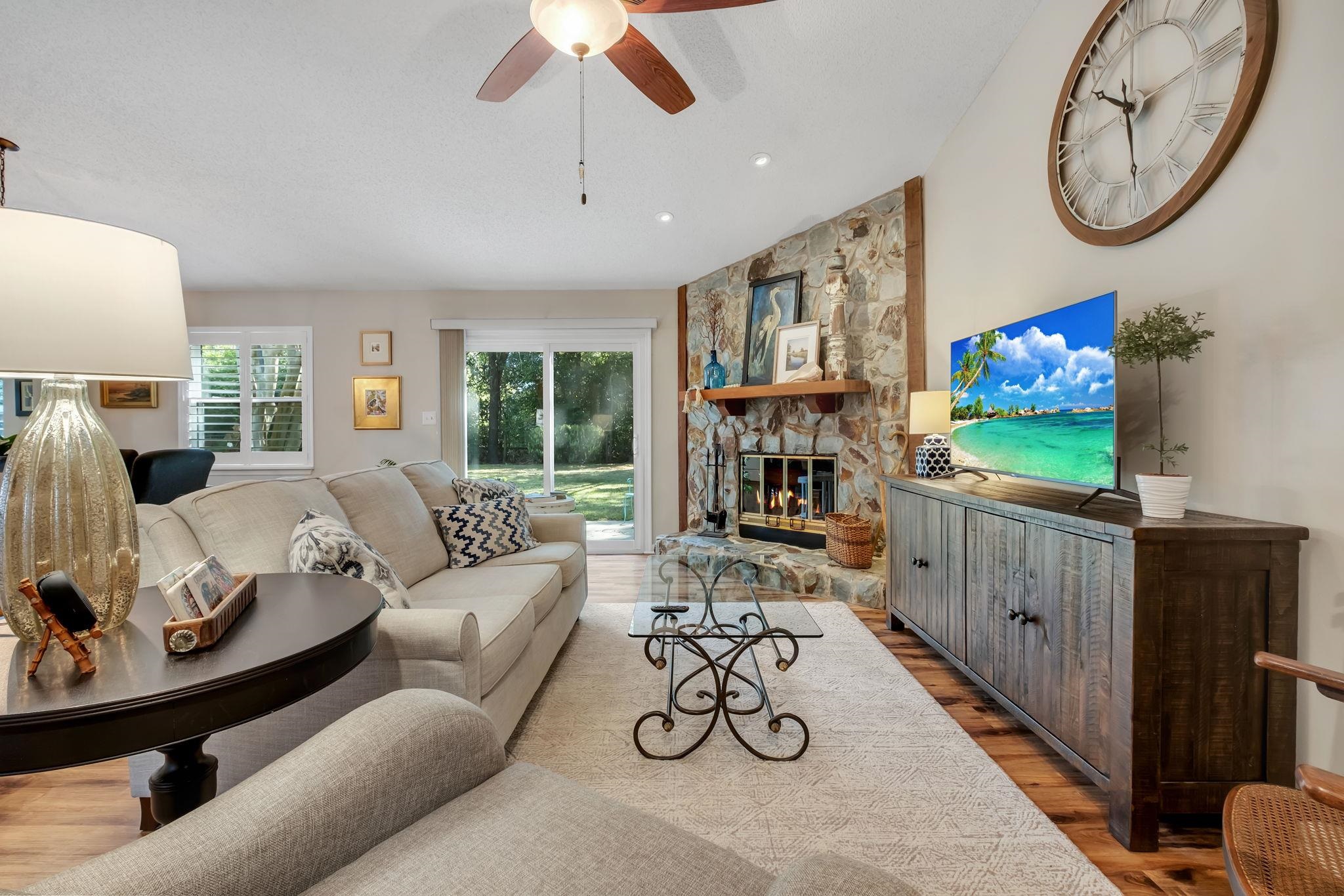 1253 Sedgefield Road