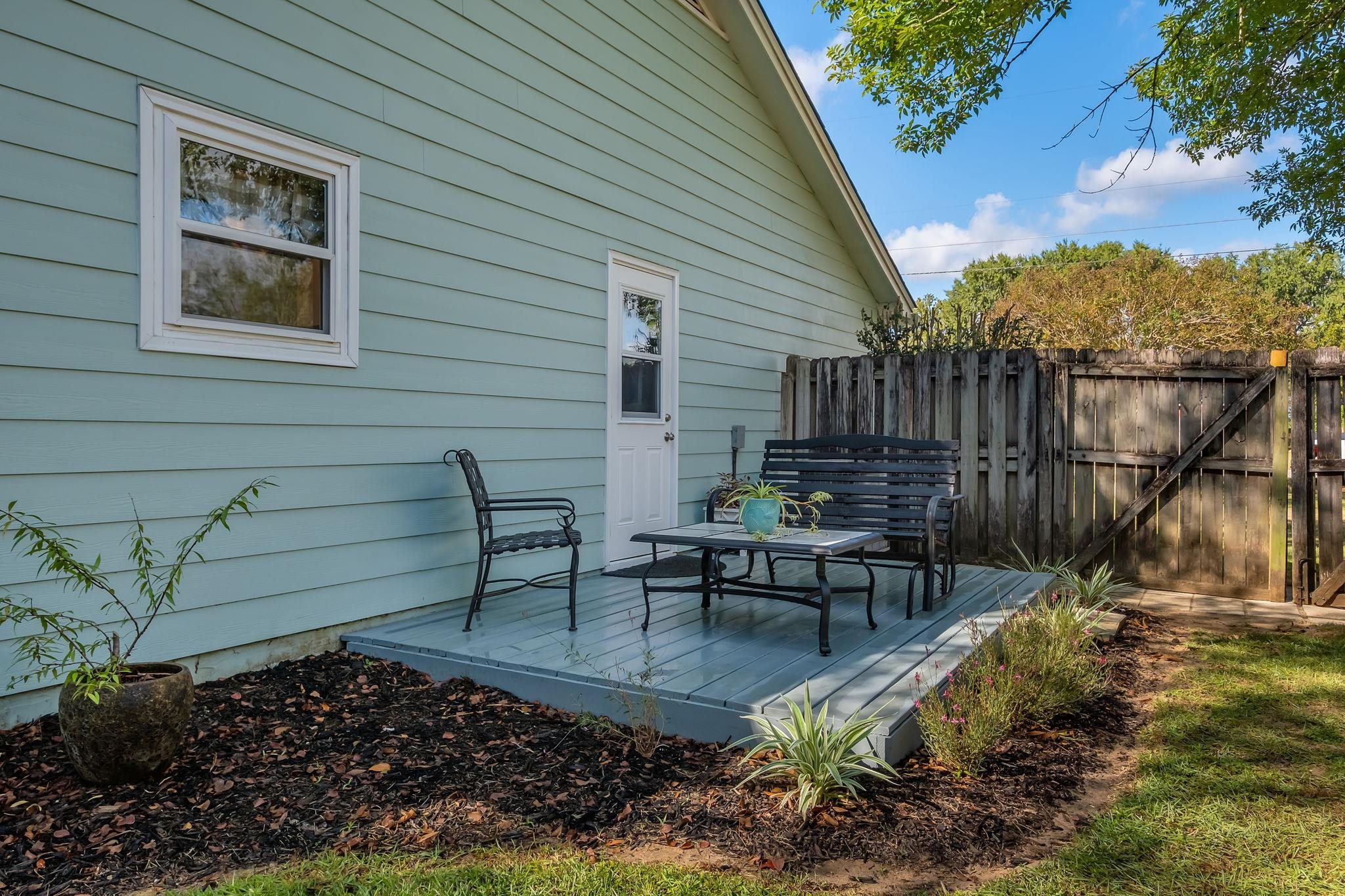 1253 Sedgefield Road