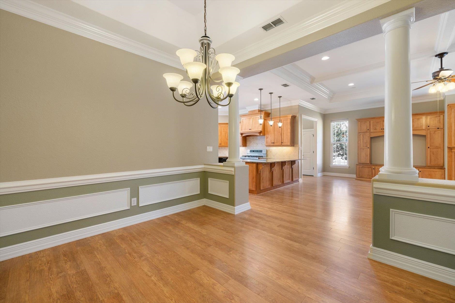 4512 Cavendish Court