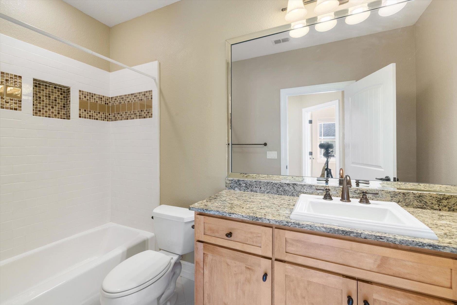 4512 Cavendish Court