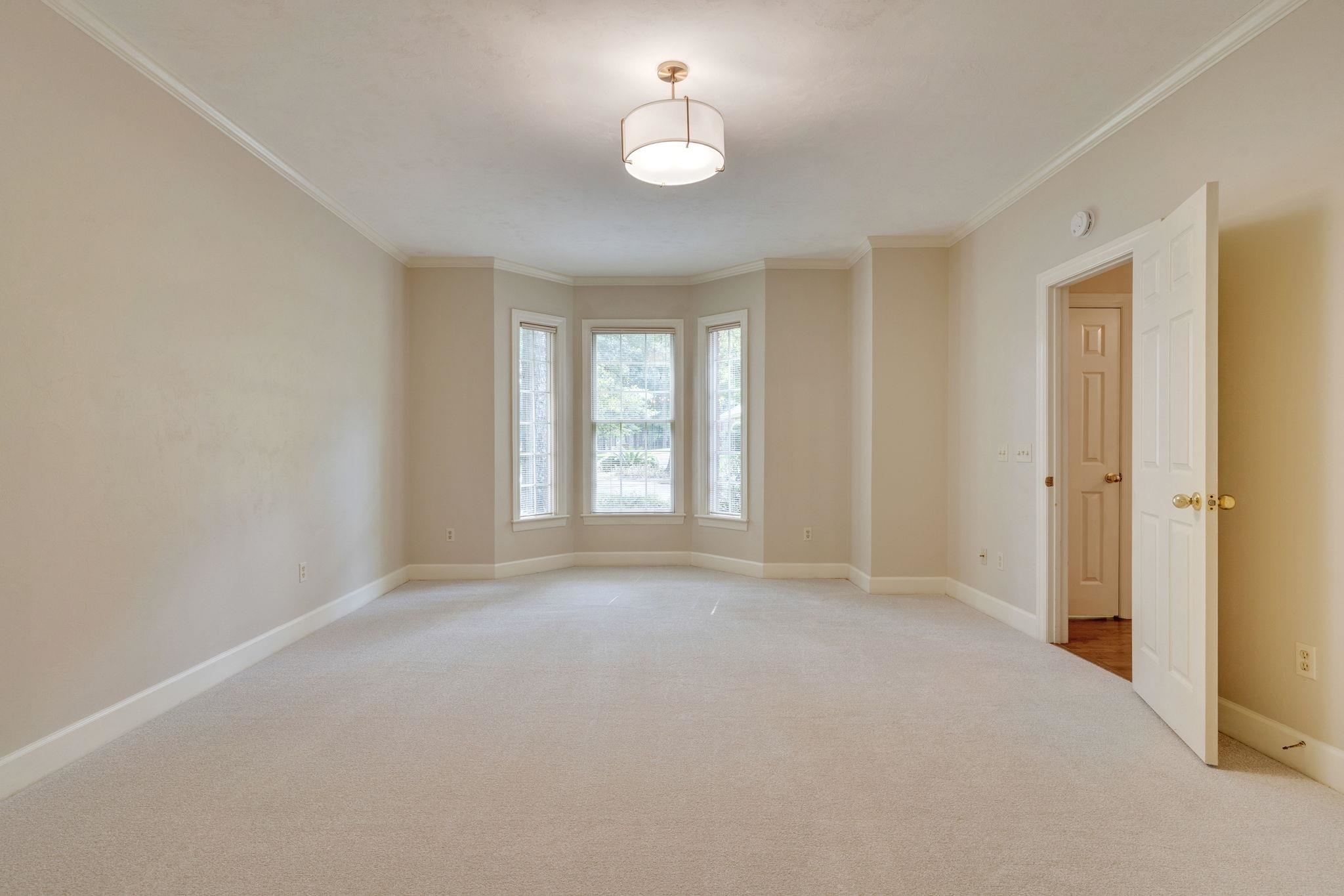 9039 Winged Foot Drive