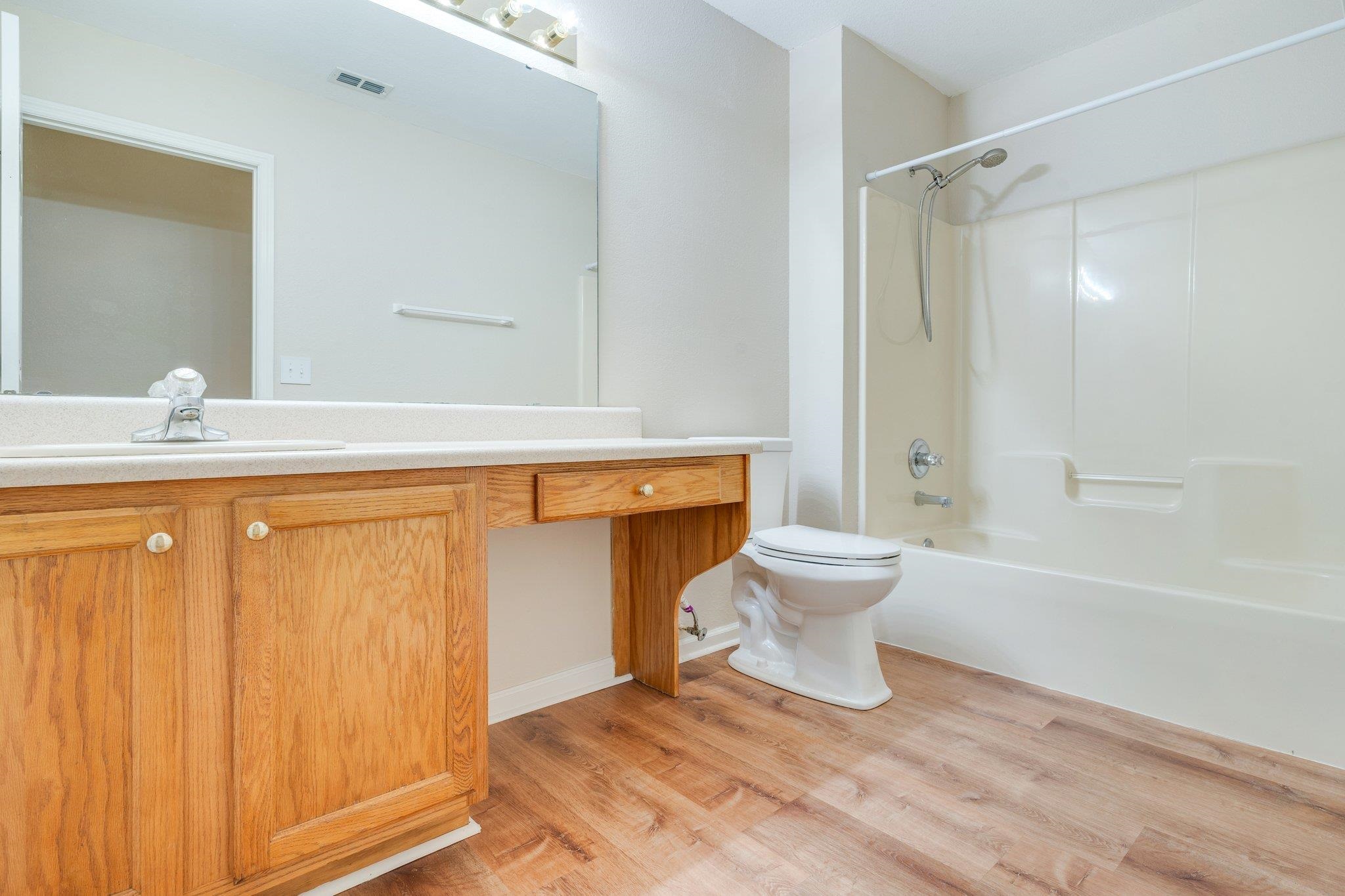 21625 Bloxham Cutoff