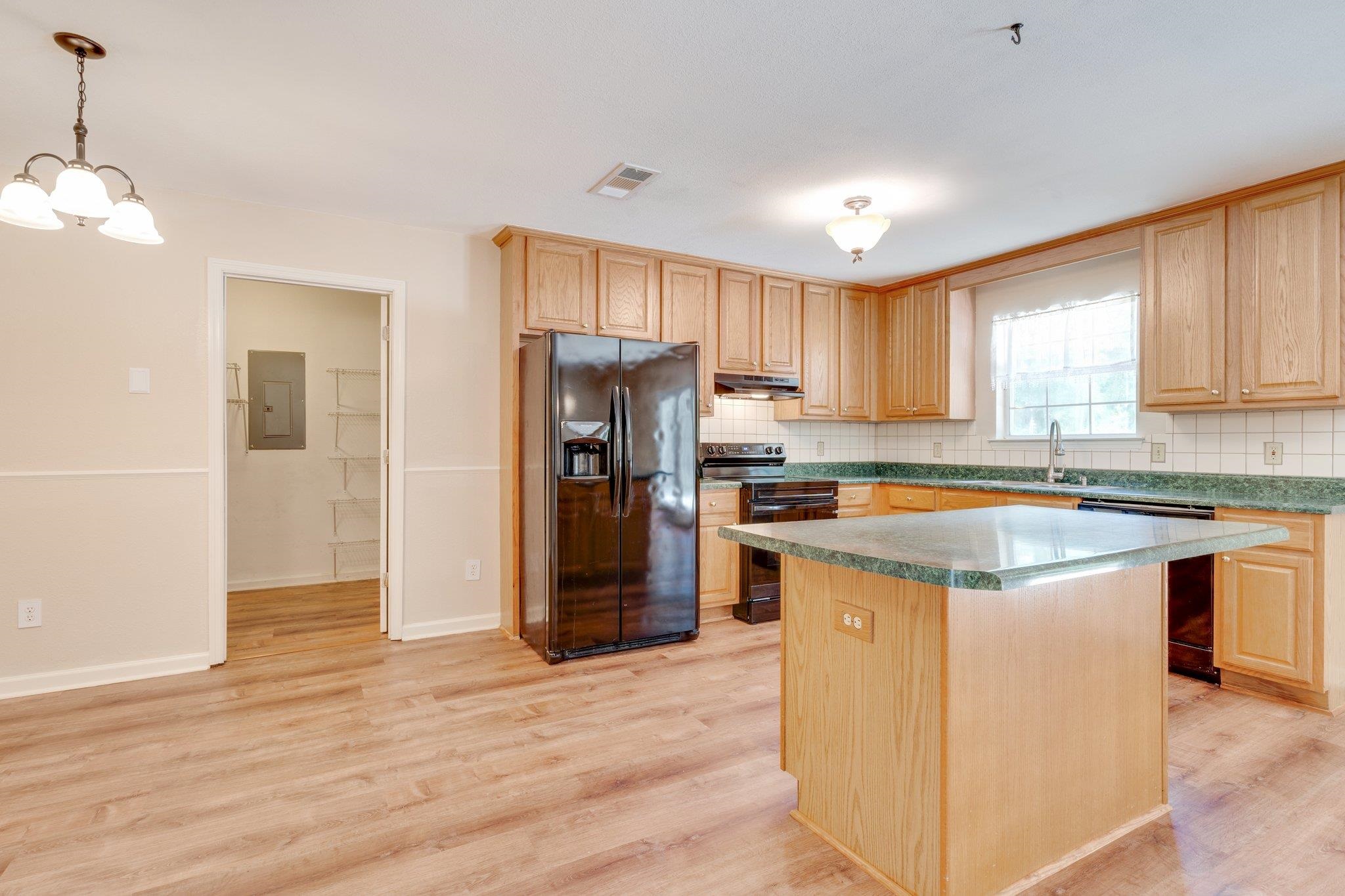 21625 Bloxham Cutoff