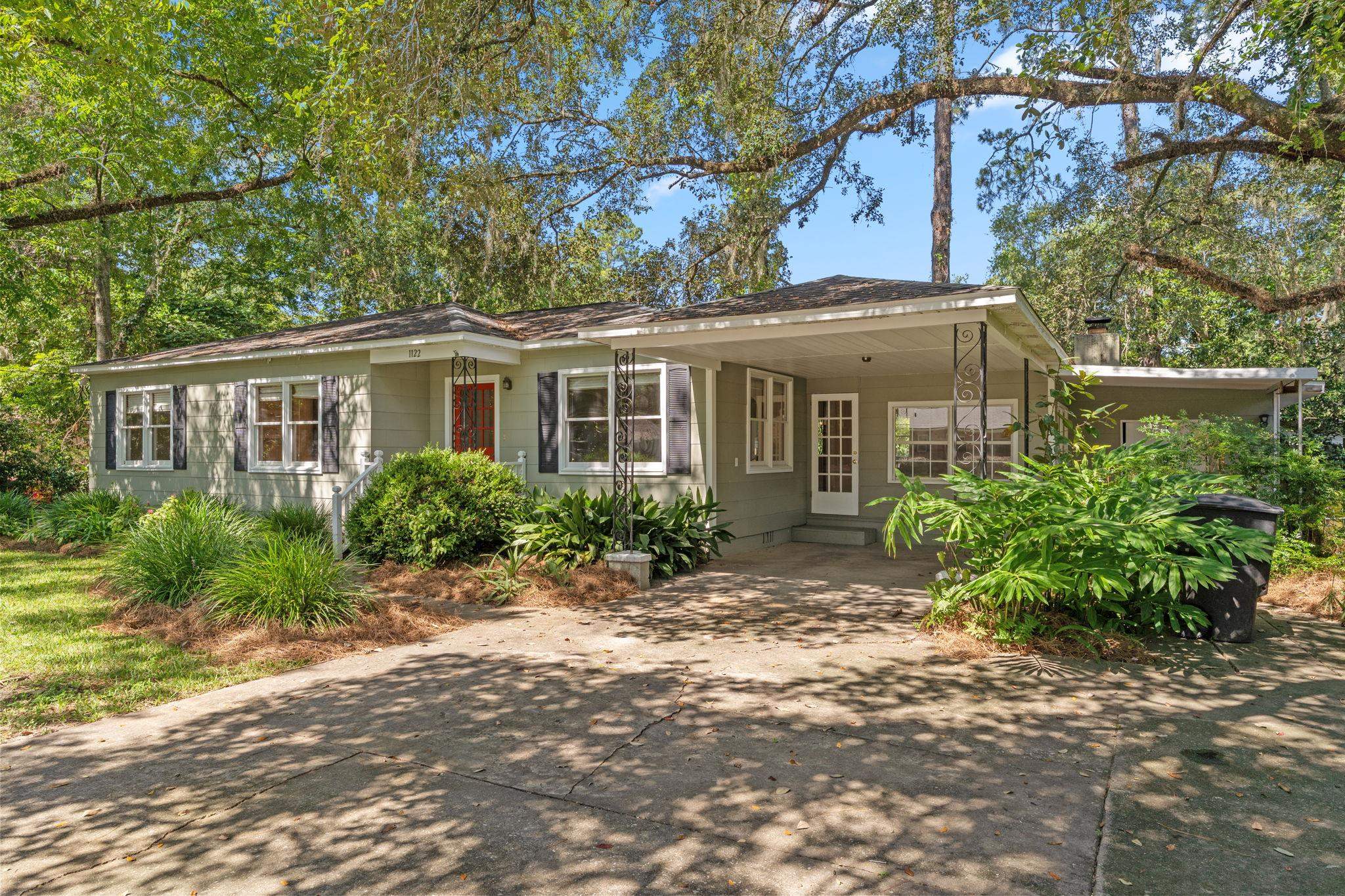 1122 Victory Garden Drive