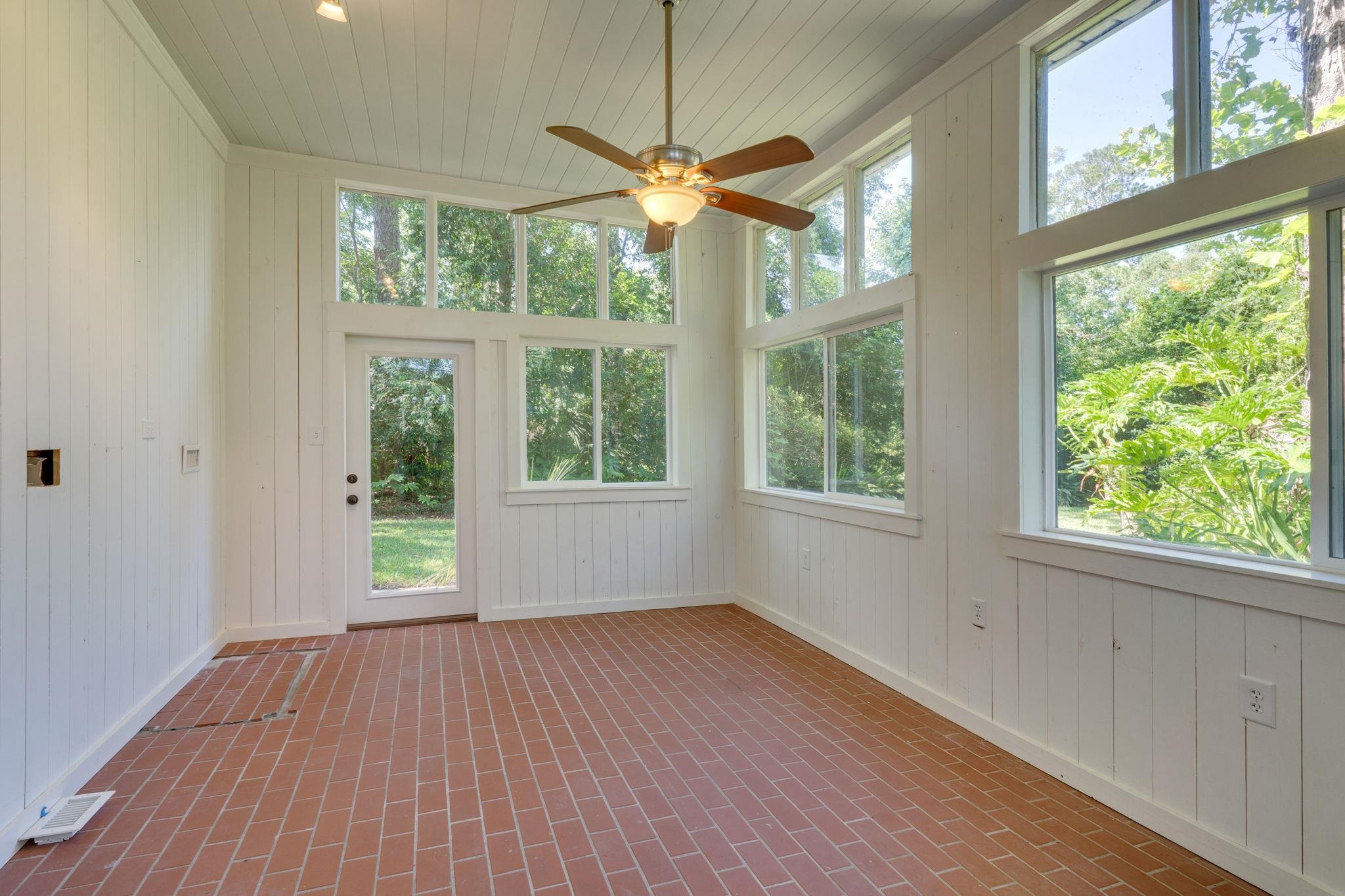 1122 Victory Garden Drive