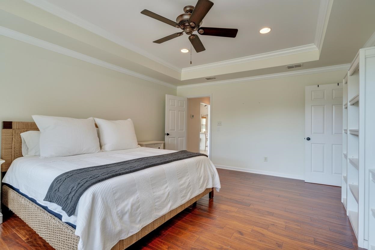 240 Valley View Court