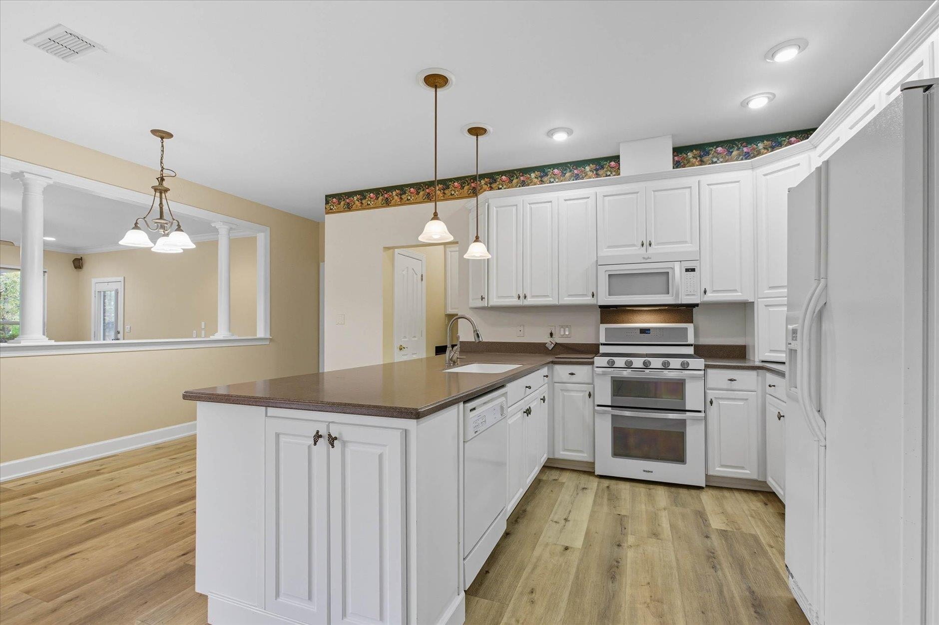 112 Greenway Drive