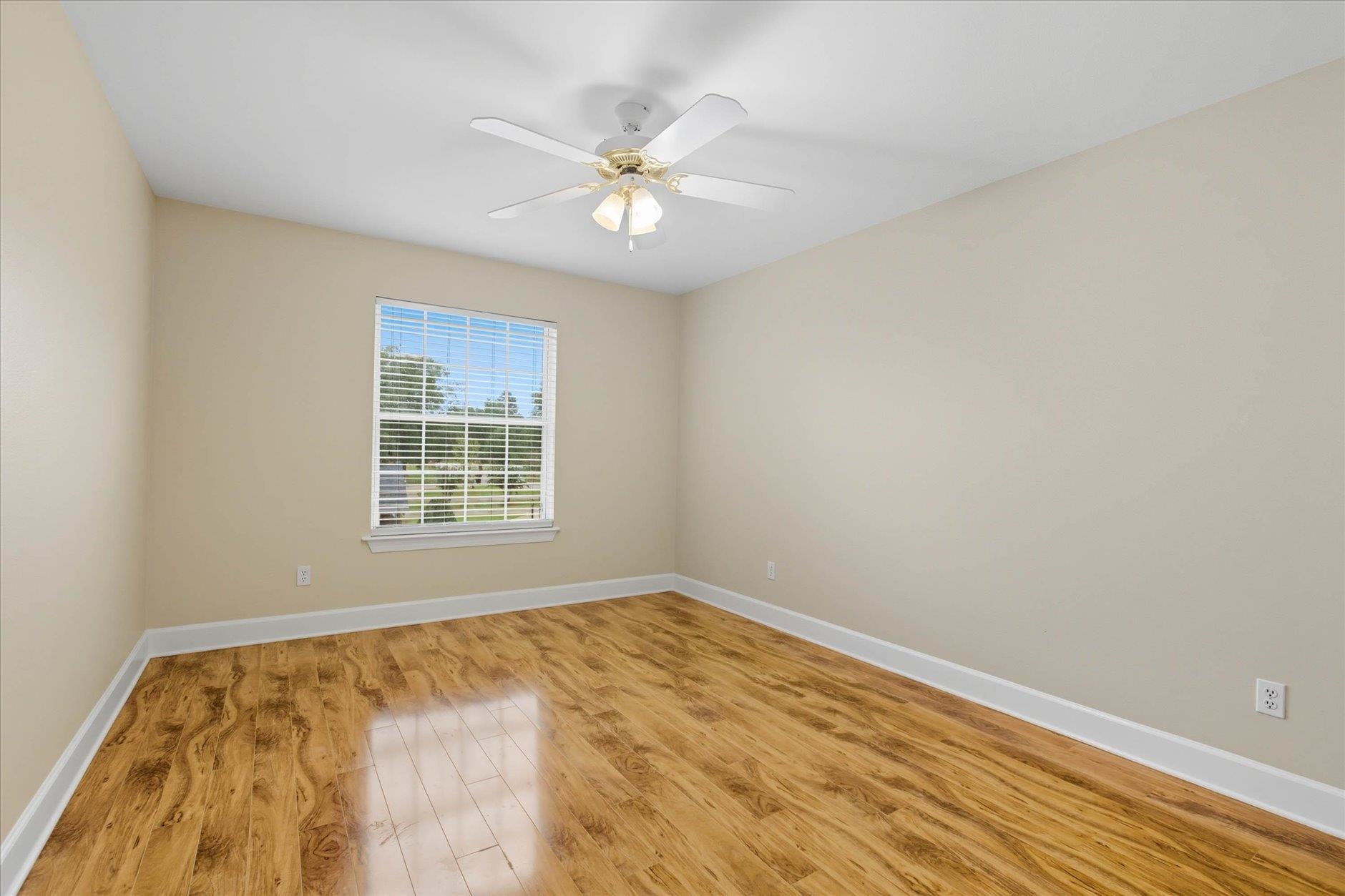 112 Greenway Drive