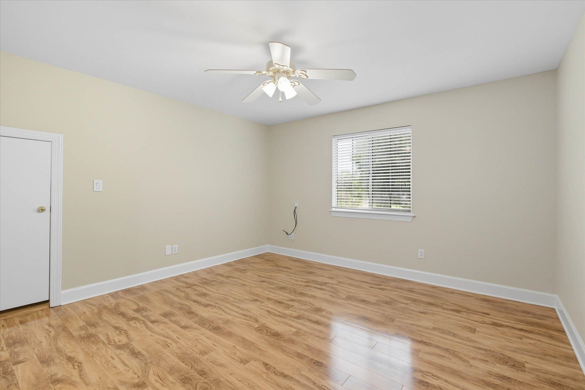 112 Greenway Drive