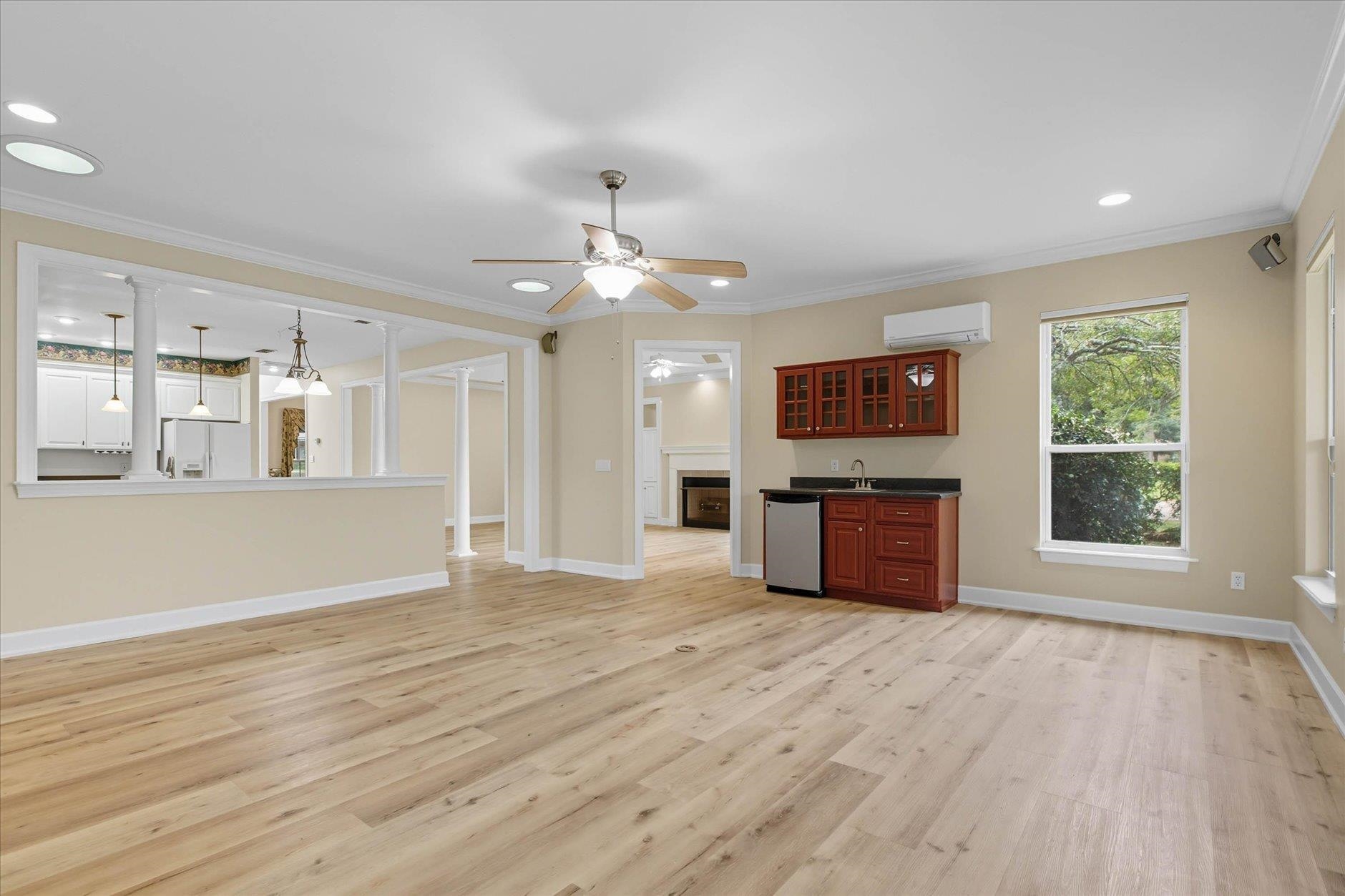 112 Greenway Drive