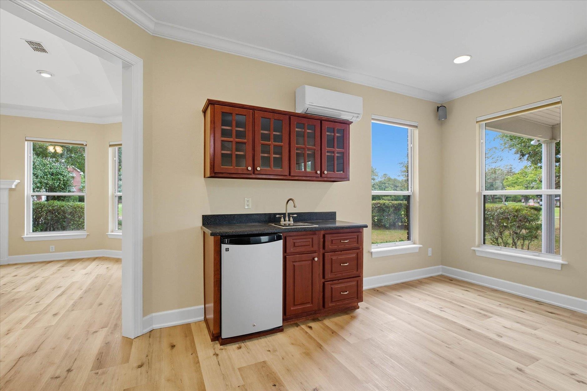 112 Greenway Drive