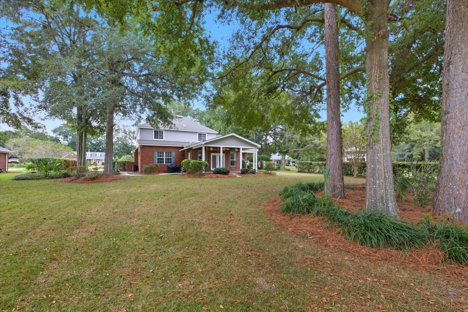112 Greenway Drive