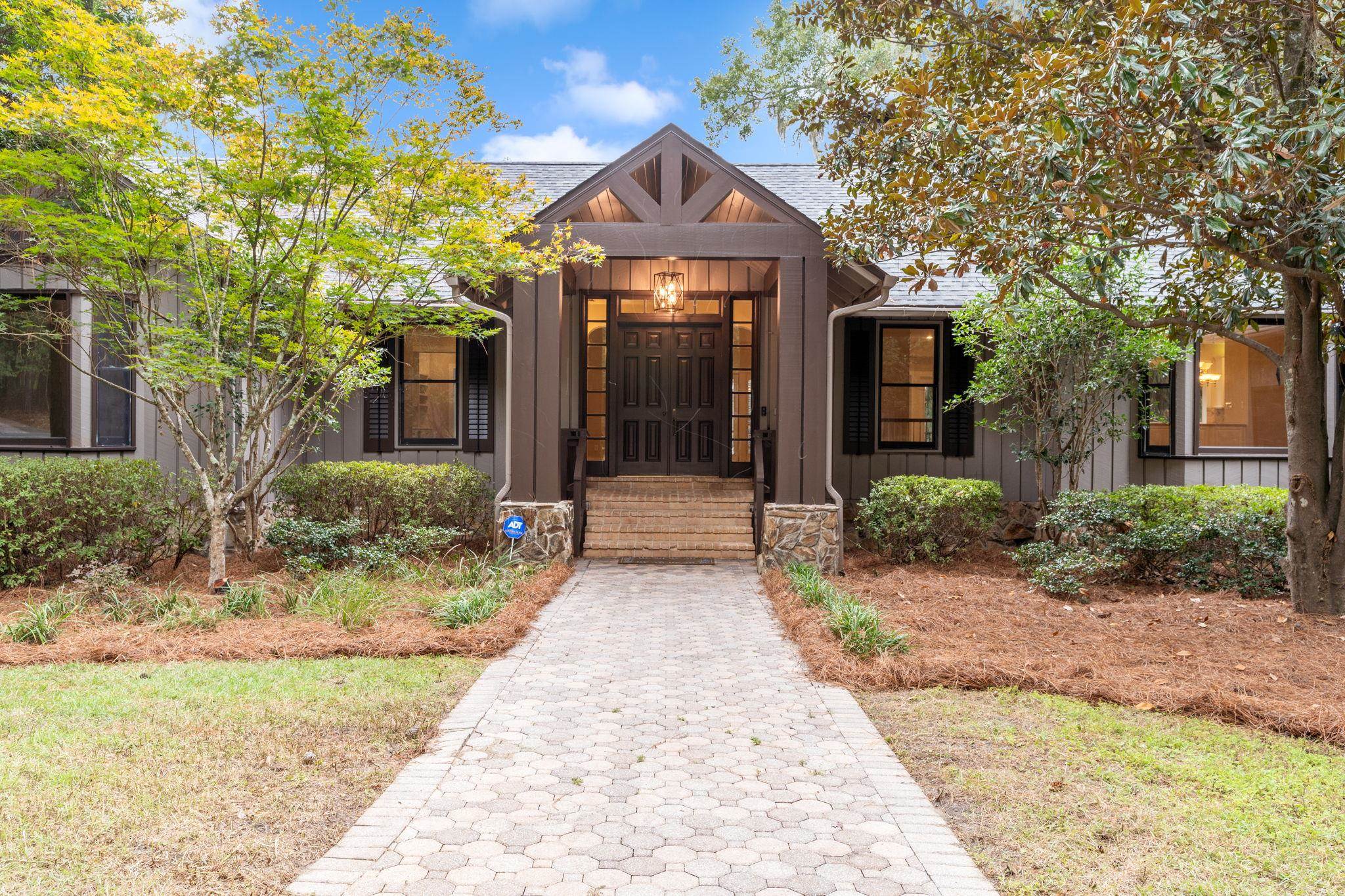 6949 Mcbride Point