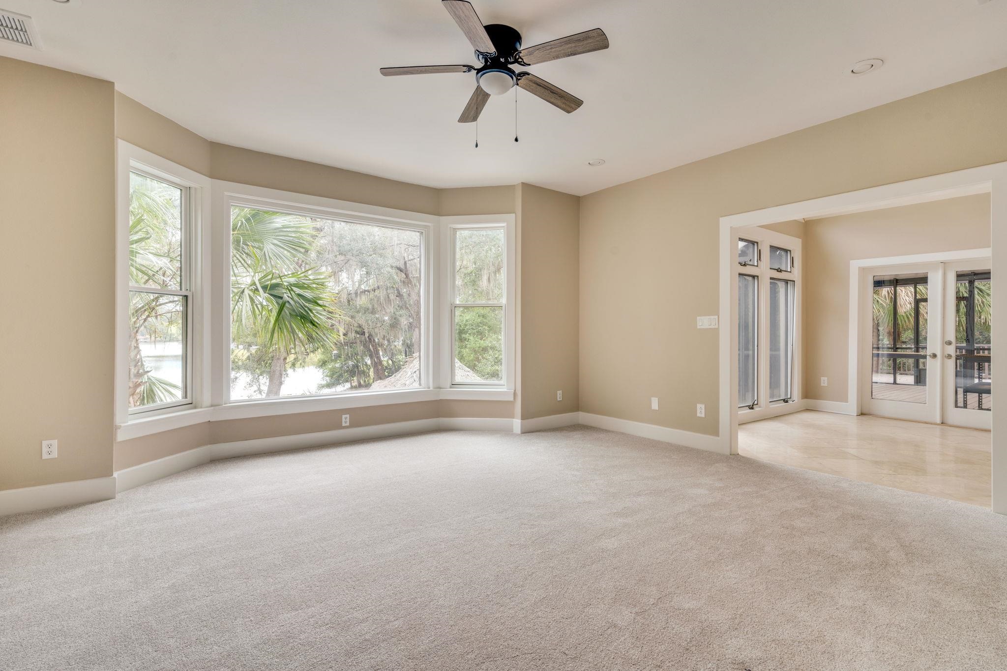 6949 Mcbride Point