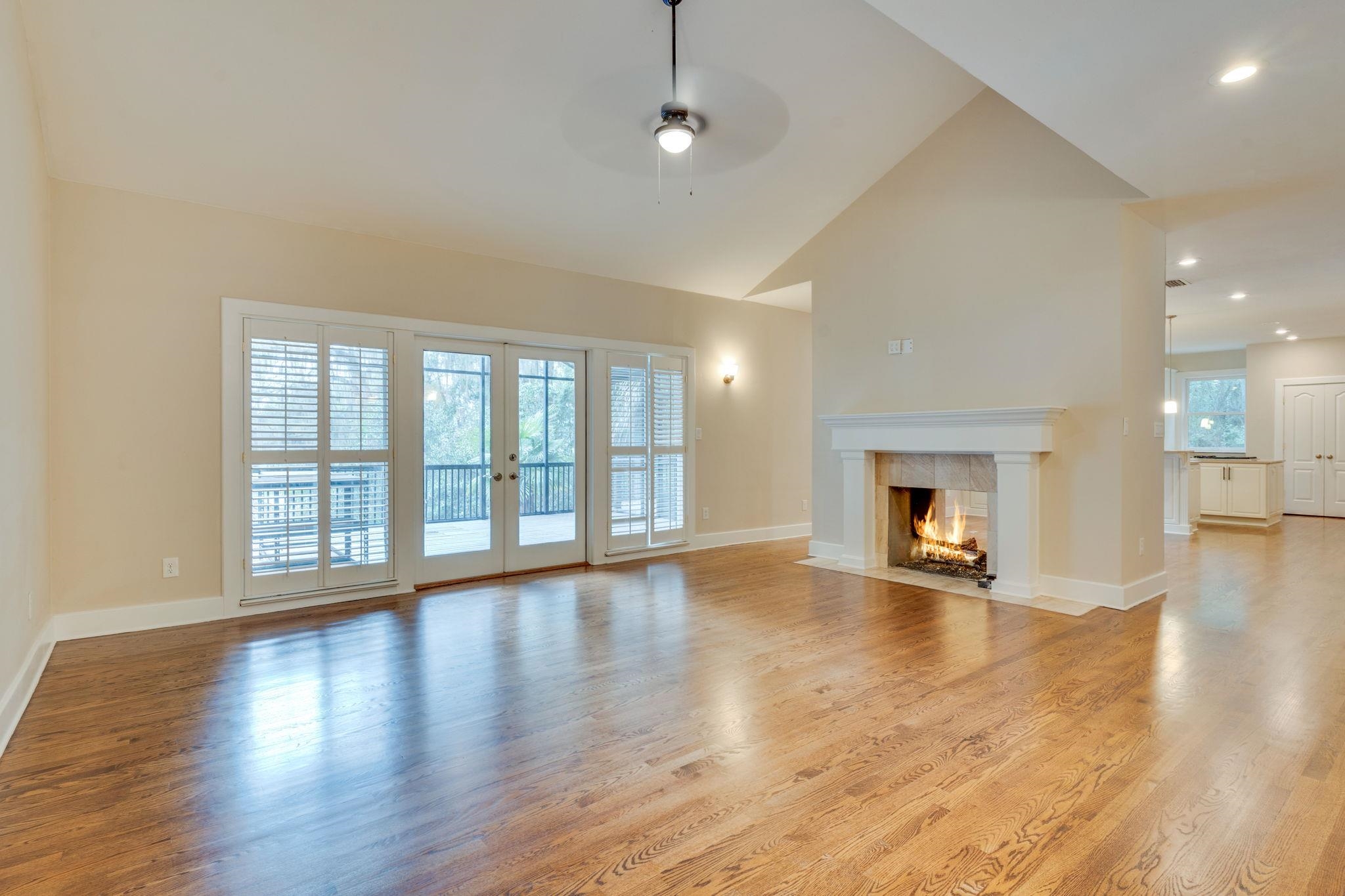 6949 Mcbride Point