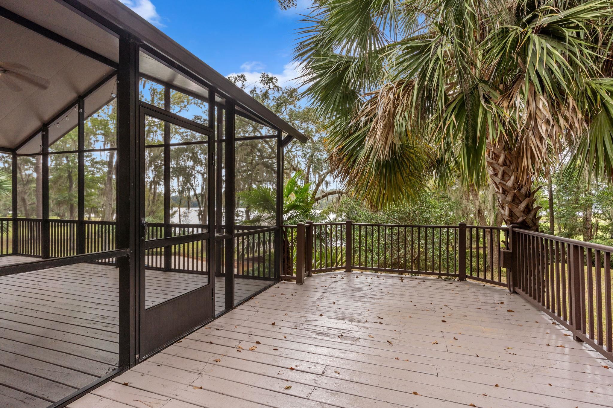 6949 Mcbride Point