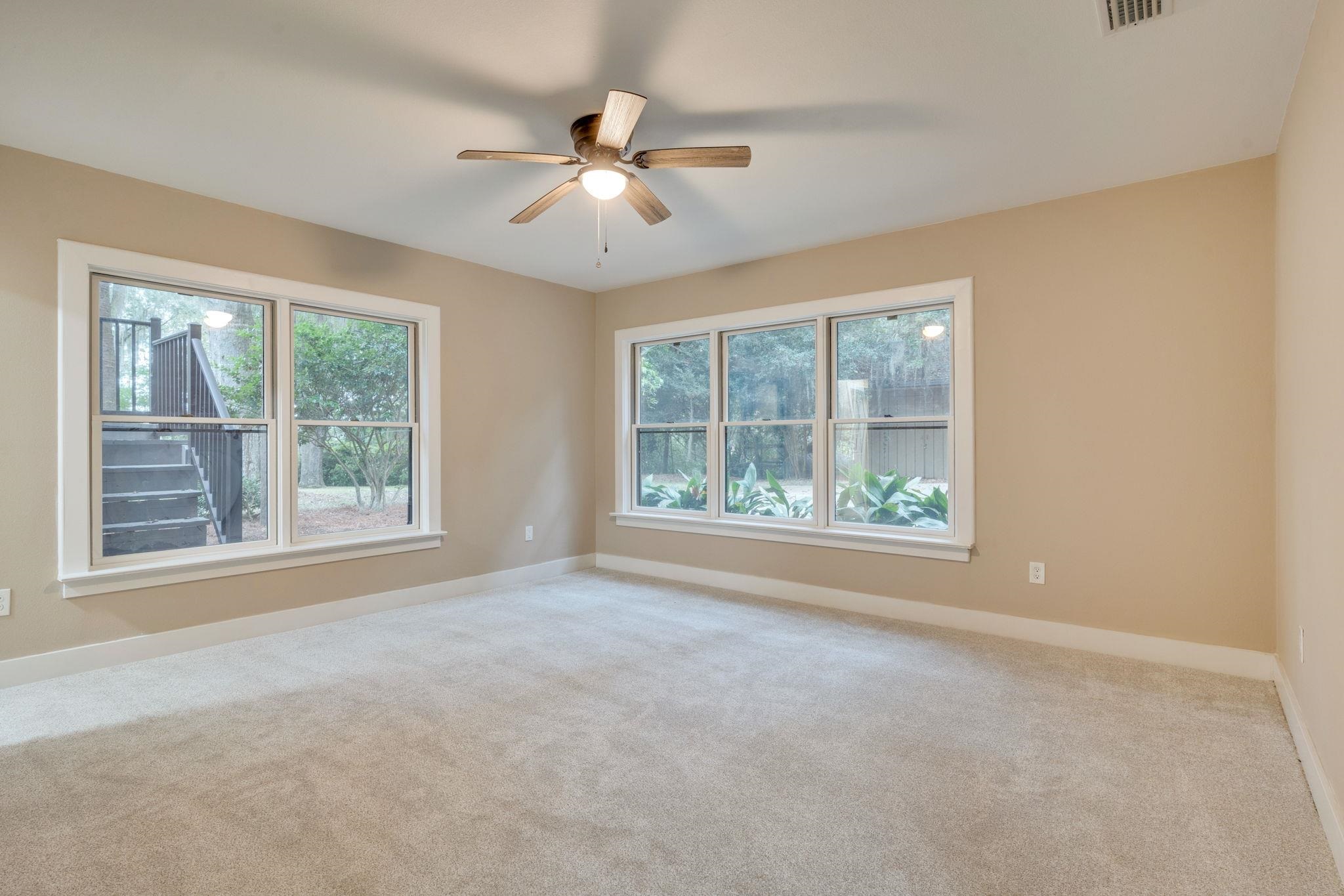 6949 Mcbride Point