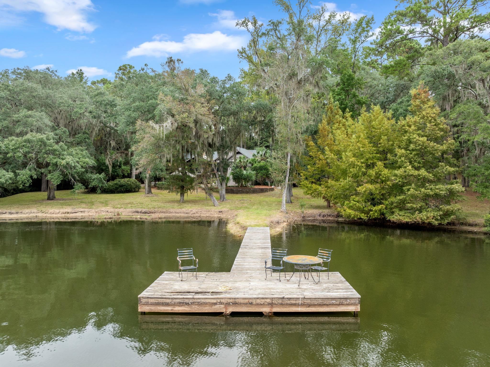 6949 Mcbride Point