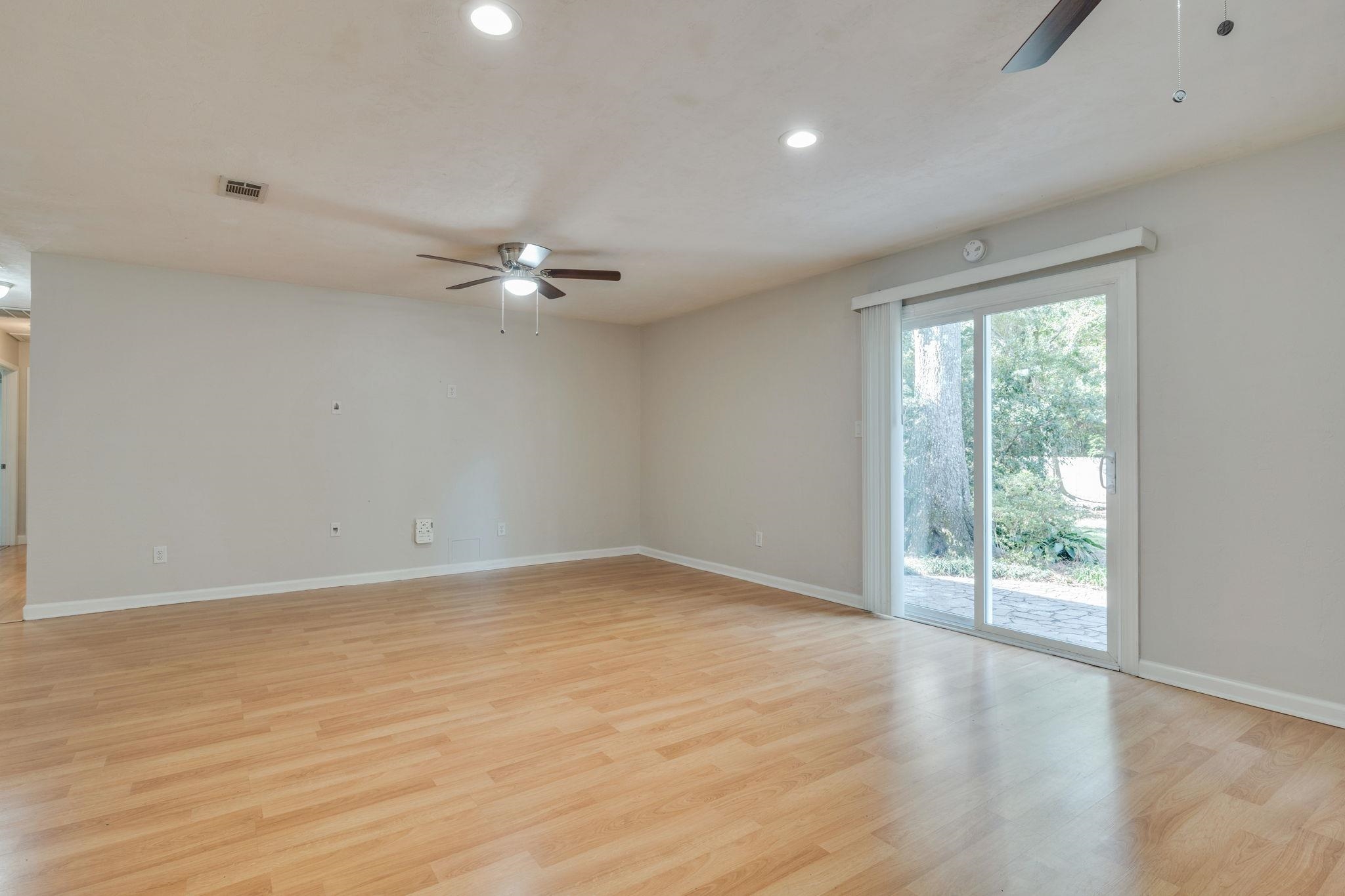 4318 Snoopy Lane