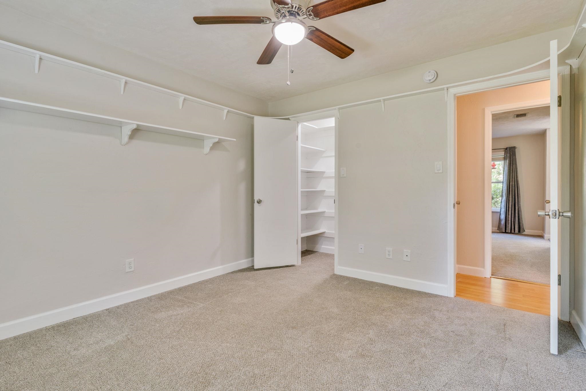 4318 Snoopy Lane