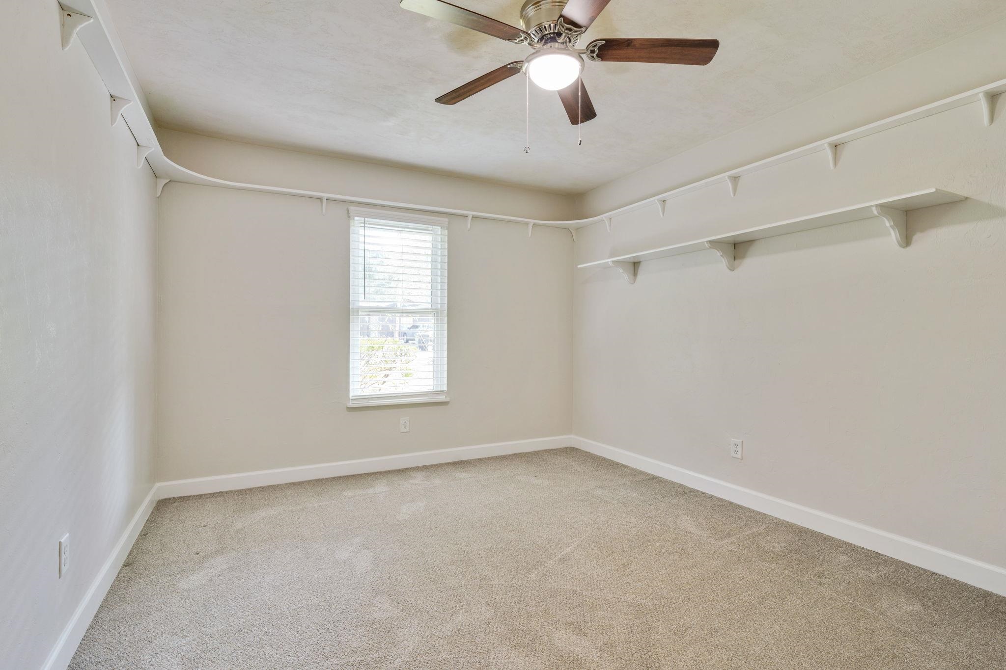4318 Snoopy Lane