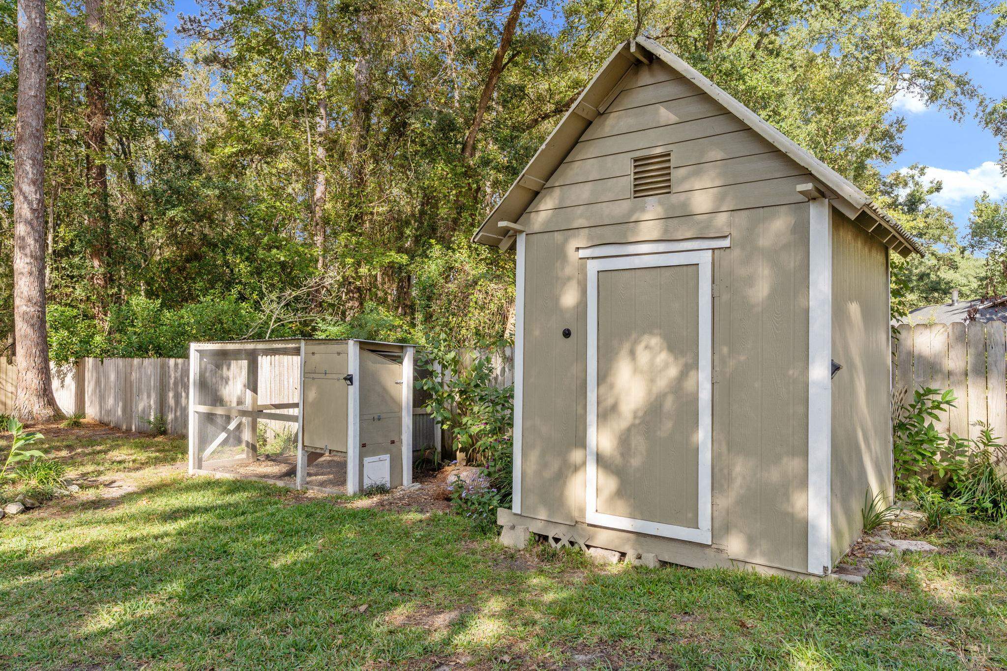 4318 Snoopy Lane