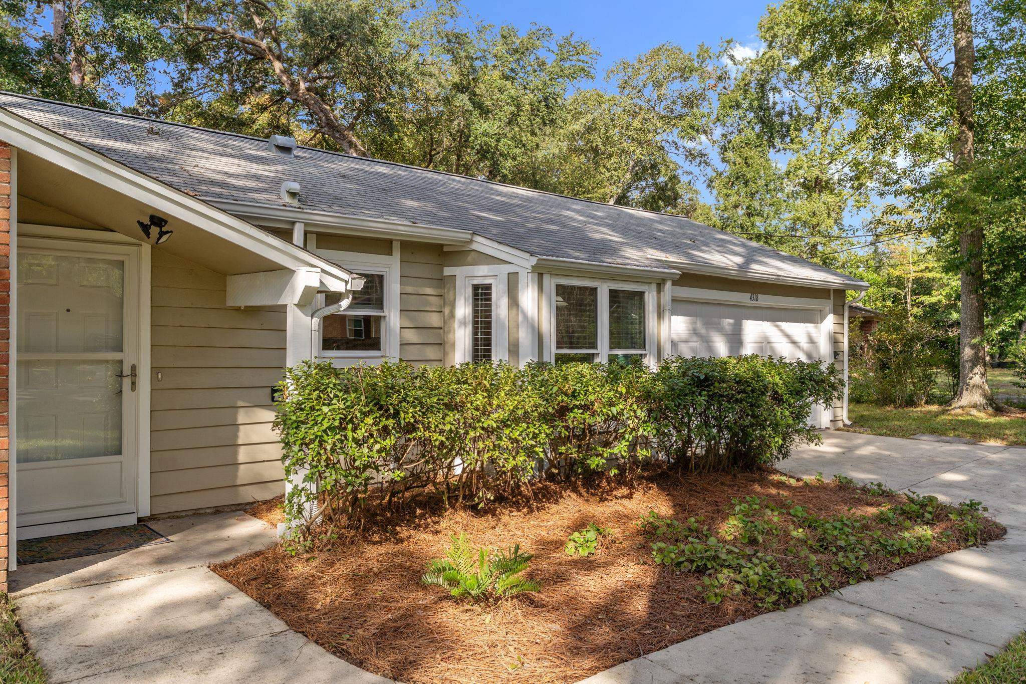 4318 Snoopy Lane