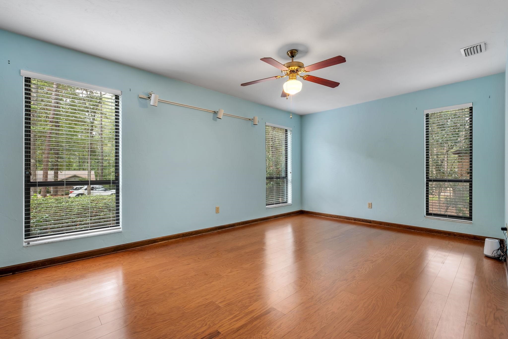 3516 Dogwood Valley Trail