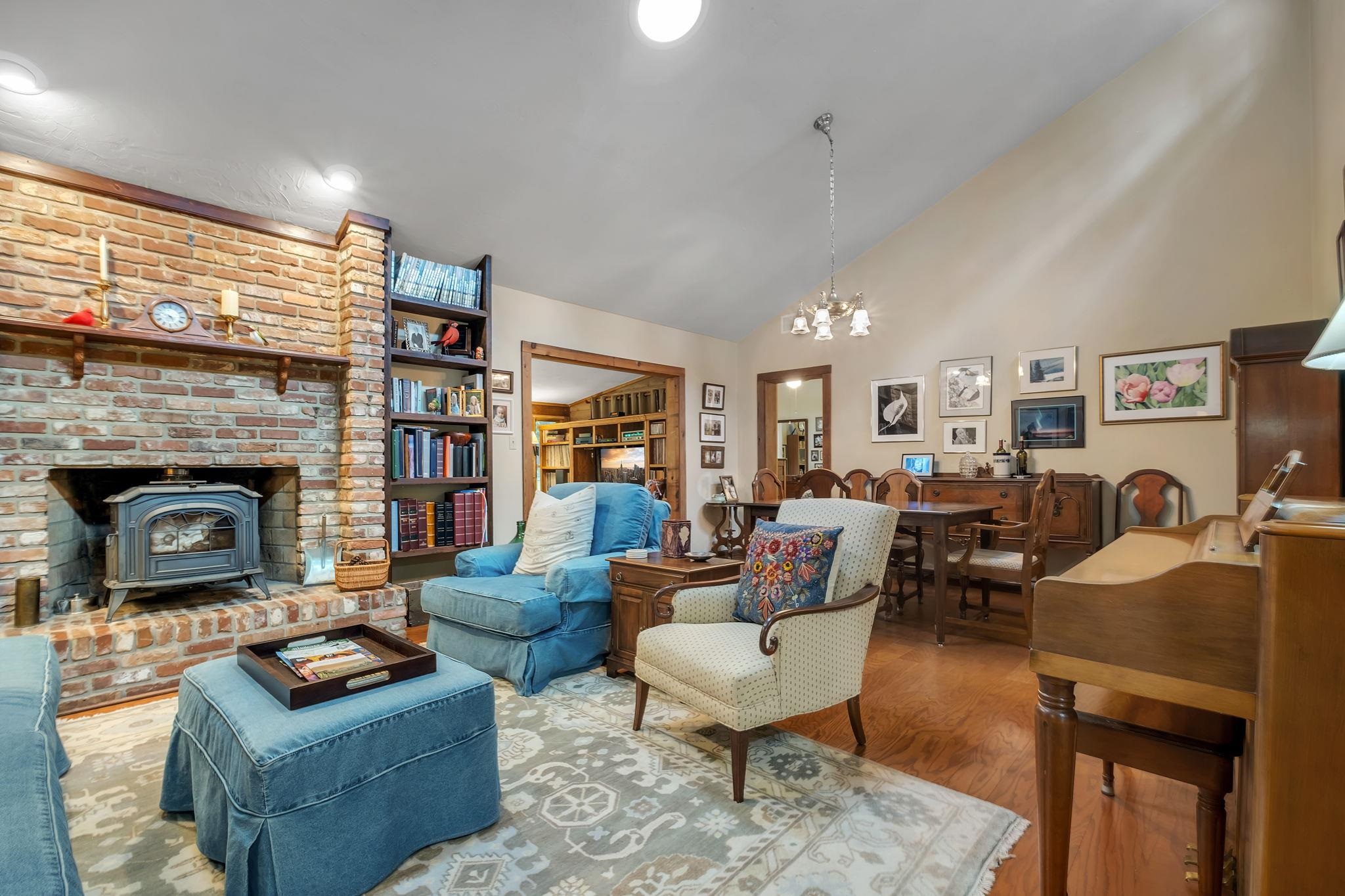 3516 Dogwood Valley Trail