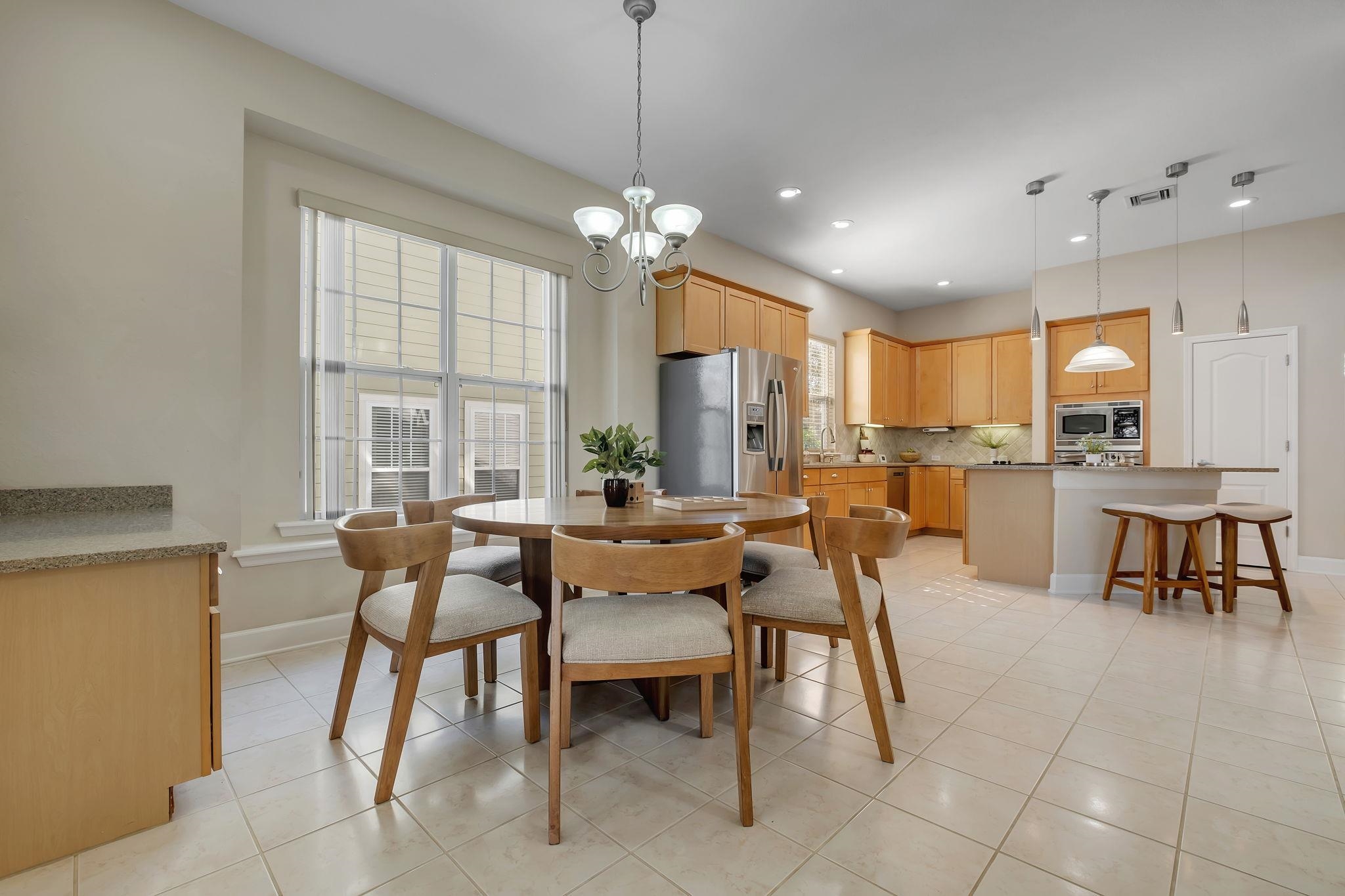 2462 Goldenrod Way