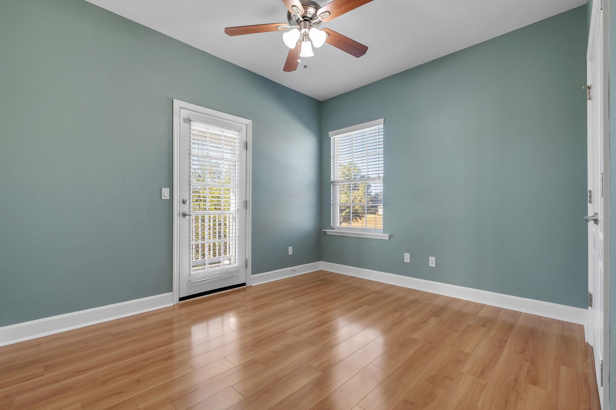 2462 Goldenrod Way