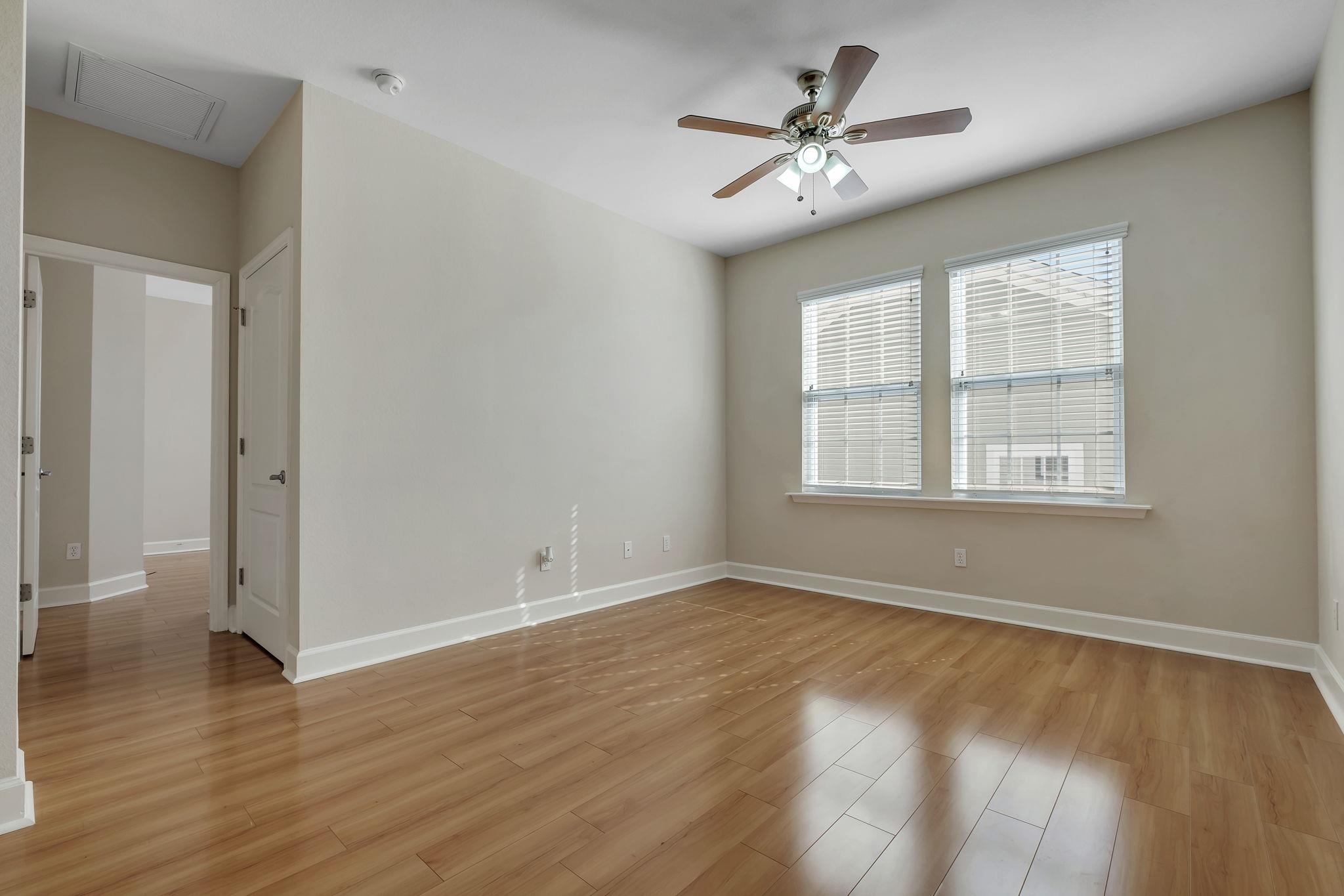 2462 Goldenrod Way