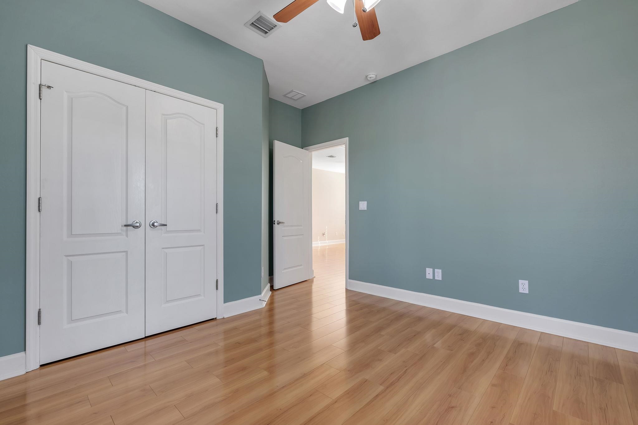 2462 Goldenrod Way