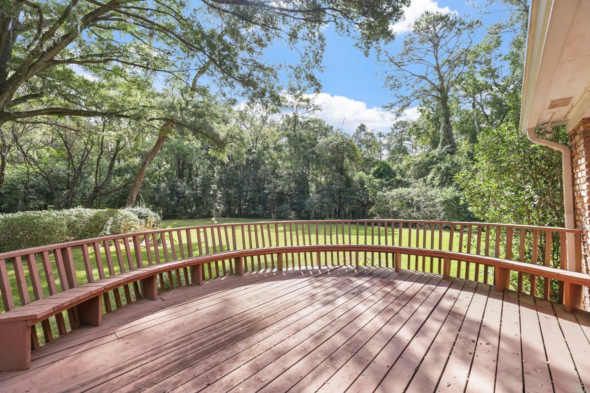 3411 Deer Lane Drive