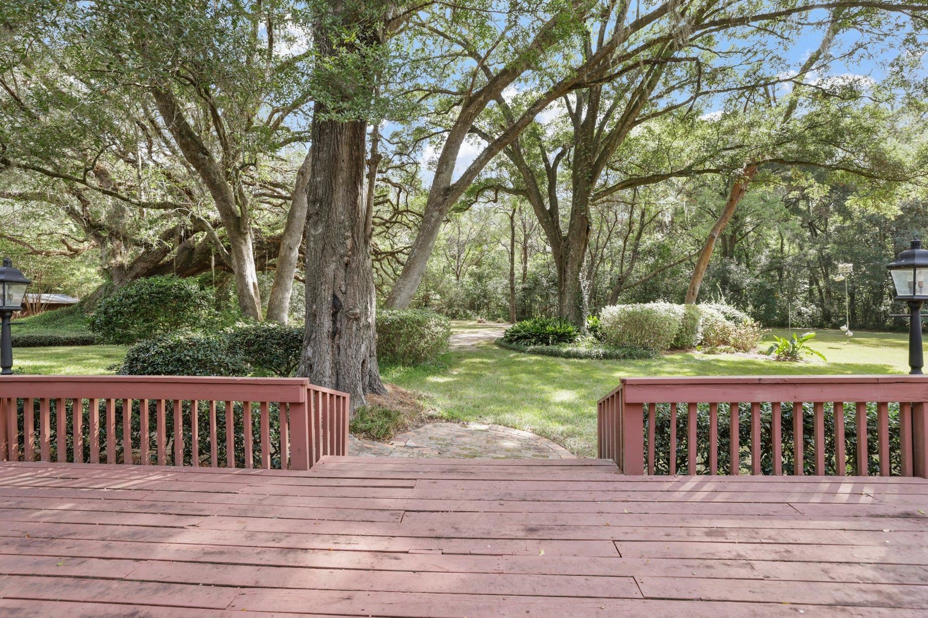 3411 Deer Lane Drive
