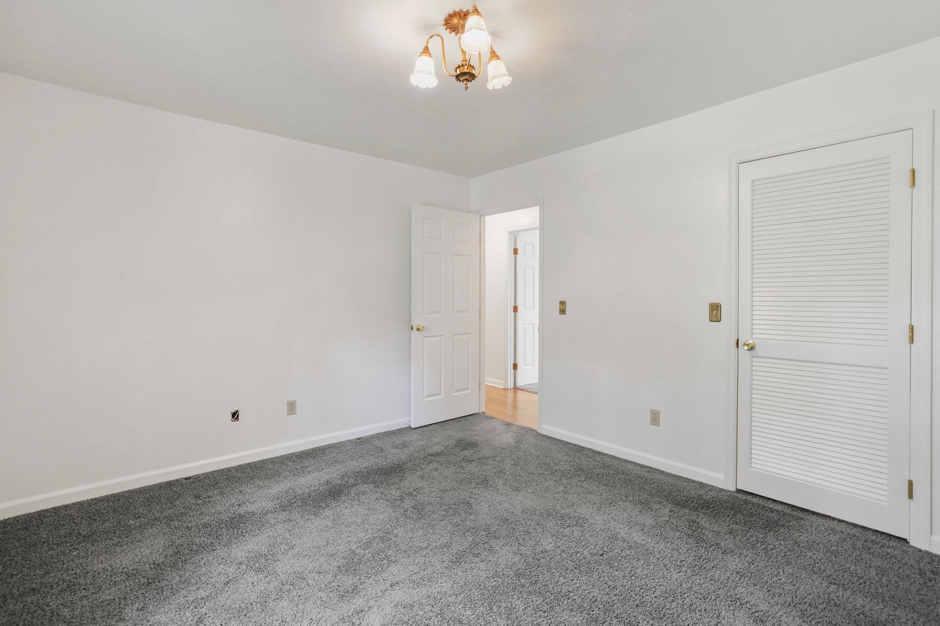 3411 Deer Lane Drive